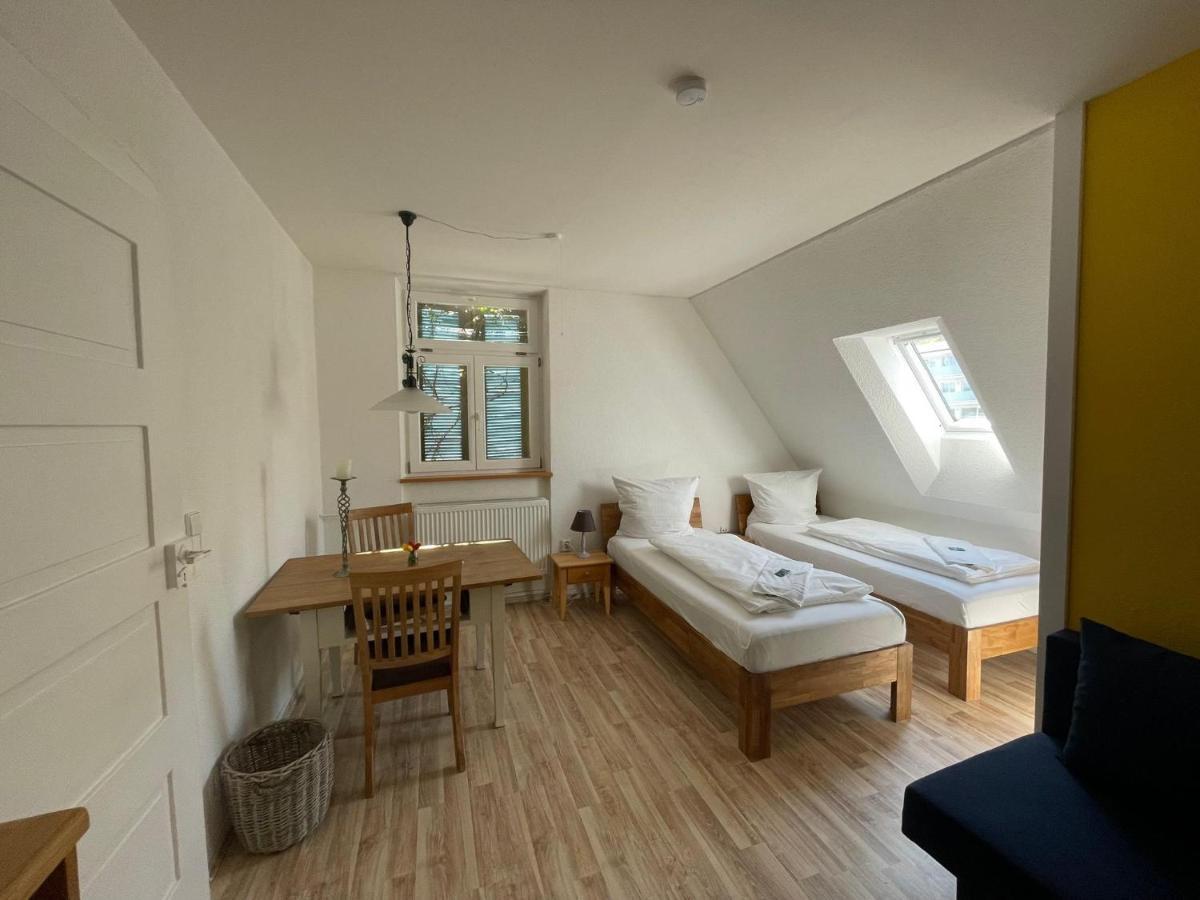 Hotel Bahnhof Balingen Oda fotoğraf